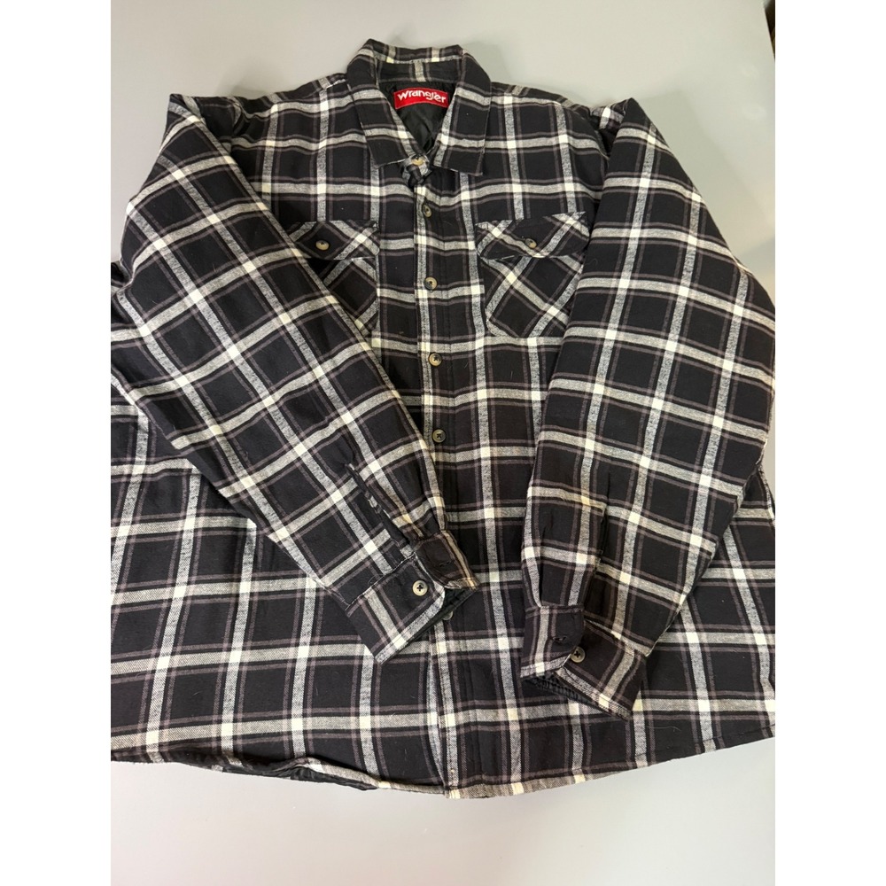 Wrangler Mens 2XL Quilted Flannel Shirt Jacket Black White Plaid Button Up